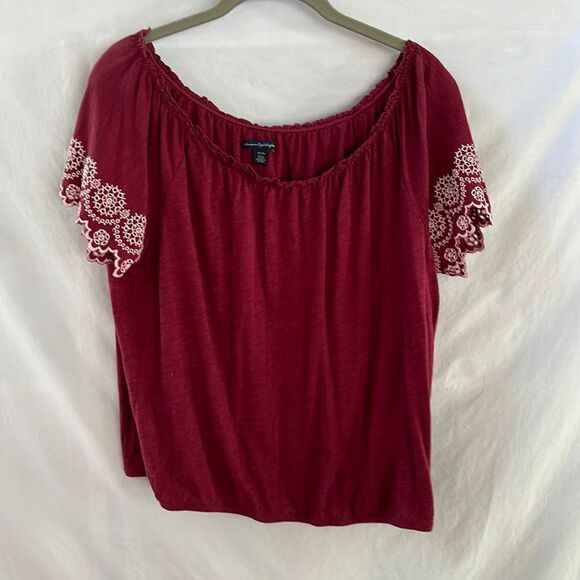 American Eagle Outfitters flutter sleeve top - Picture 1 of 5